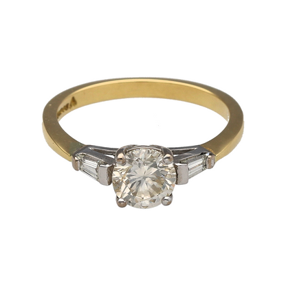 18ct Gold & Diamond Set Solitaire Ring