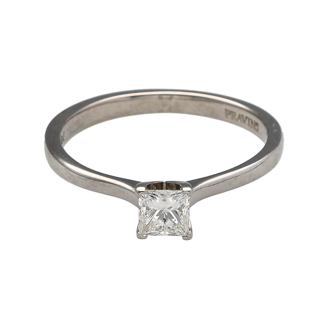 Platinum & Diamond Set Solitaire Ring