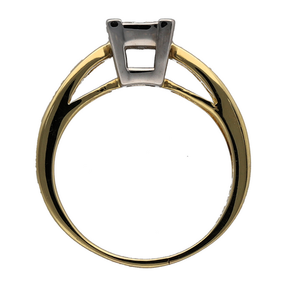 18ct Gold & Diamond Illusion Set Princess Cut Solitaire Ring