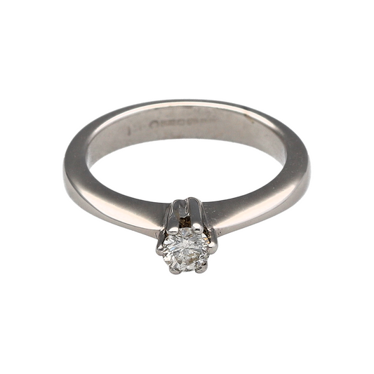 18ct White Gold & Diamond Solitaire Ring