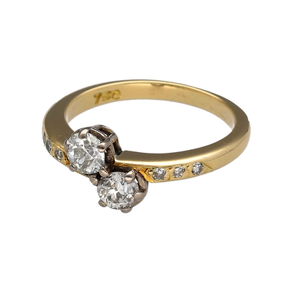 Add timeless sparkle and elegant sophistication to your jewellery collection with this pre-owned 18ct yellow gold diamond double twist ring, featuring a graceful design with luxurious everyday appeal—perfect for special occasions, gifting, or refined daily wear.

Design: The ring showcases an elegant double twist design, creating a flowing and eye-catching appearance across the finger.