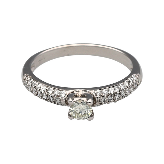 18ct White Gold & Diamond Solitaire Ring