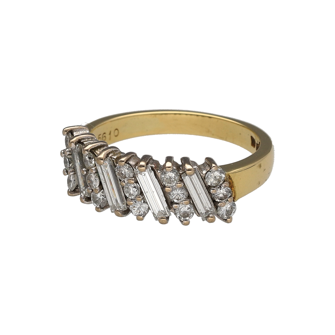 Add timeless sophistication to your jewellery collection with this pre-owned 18ct yellow gold diamond striped band ring. Featuring an elegant combination of baguette and brilliant-cut diamonds in a distinctive striped design, this beautiful ring offers refined sparkle and contemporary style.

Design: The ring showcases a 5mm wide band with diagonally arranged baguette-cut diamonds, complemented by three brilliant-cut diamonds positioned between them to create an eye-catching striped pattern.