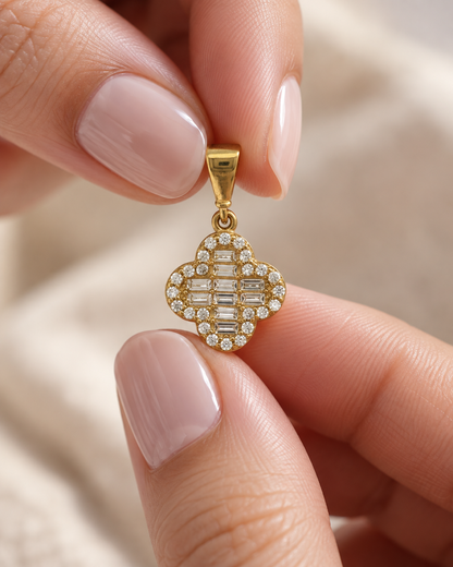 9ct Gold & Cubic Zirconia Cluster Flower Pendant