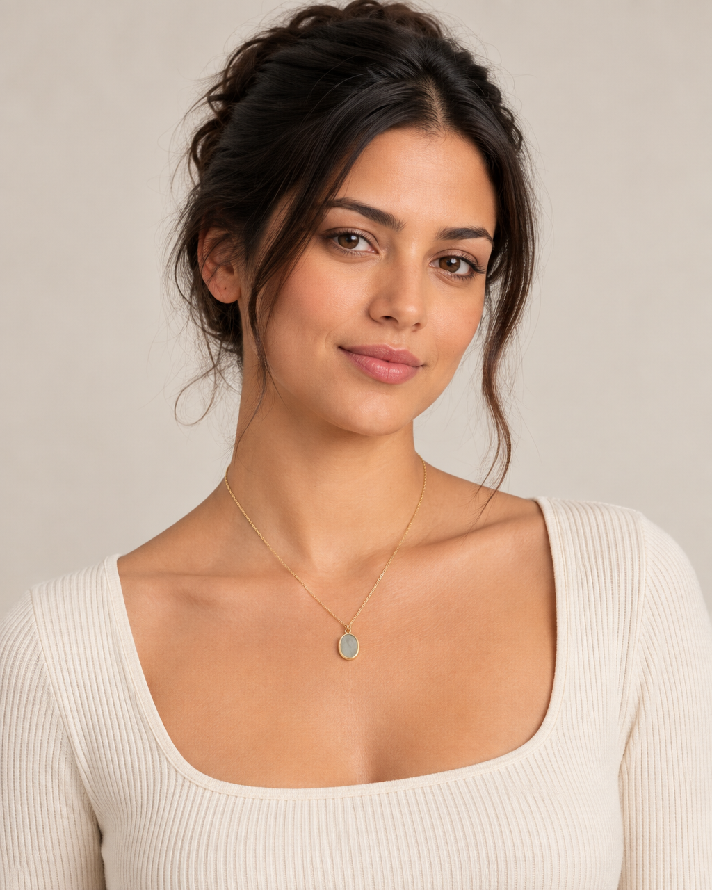 9ct Gold & Mother of Pearl 16" - 18" Necklace