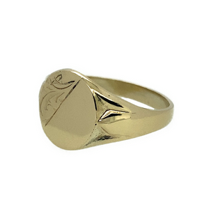 New 9ct Yellow Gold Oval Engraved Signet Ring in size U and the weight 5.10 grams