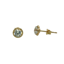 Load image into Gallery viewer, 9ct Gold 4mm Cubic Zirconia Halo Stud Earrings
