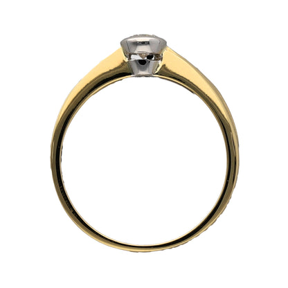 18ct Gold & Diamond Set Solitaire Ring