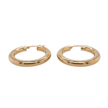 Load image into Gallery viewer, New 9ct Yellow Gold Plain Hoop Creole Earrings with the weight 2.50 grams and diameter 28mm going from the outside of the earring
