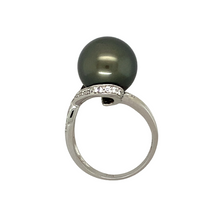 Load image into Gallery viewer, 18ct White Gold Diamond &amp; Grey Pearl Set Dress Ring
