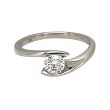 Load image into Gallery viewer, 9ct White Gold &amp; Diamond Set Twist Solitaire Ring
