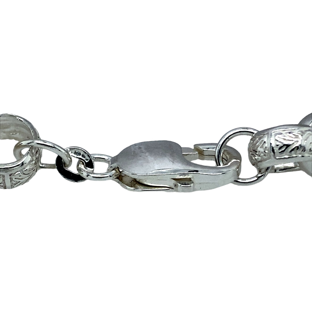 New 925 Silver 8.5" Celtic Style Patterned Belcher Bracelet with the weight 23.70 grams and link width 10mm. The links are alternating in patterned and plain