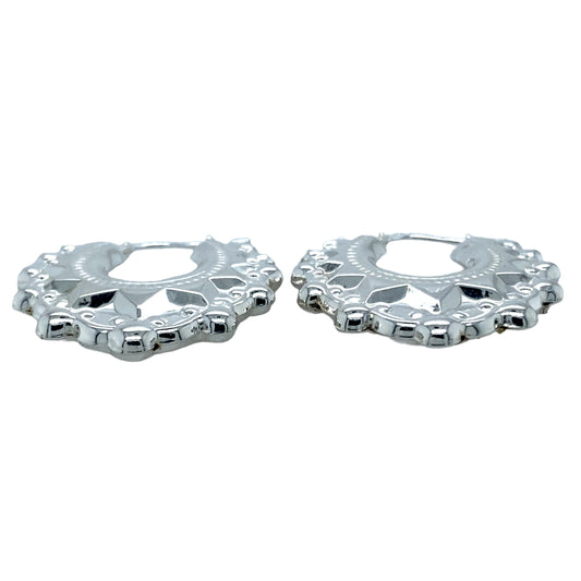 New 925 Silver Fancy Circle Creole Earrings with the weight 4.10 grams. Each earring is 2.9cm by 2.9cm 