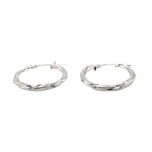 Load image into Gallery viewer, New 925 Silver 15mm Medium Twist Hoop Earrings with the weight 0.90 grams
