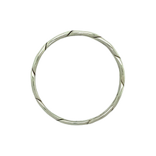Load image into Gallery viewer, New 9ct White Gold 5mm Celtic Band Ring
