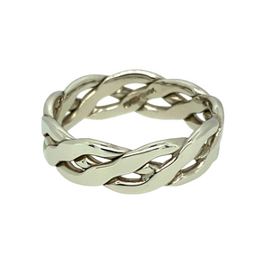 New 9ct White Gold 5mm Celtic Band Ring in size M with the weight 4.30 grams