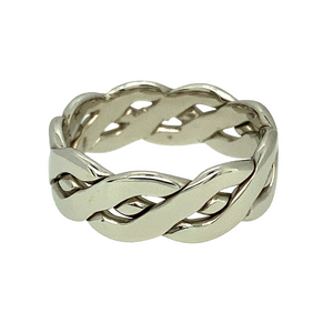 New 9ct White Gold 7mm Celtic Band Ring in size N with the weight 5.50 grams