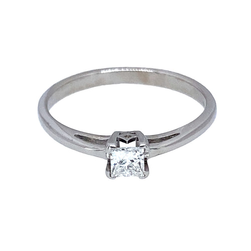 18ct White Gold & Diamond Princess Cut Solitaire Ring