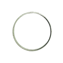 Load image into Gallery viewer, New 9ct White Gold 4mm Patterned Wedding Band Ring
