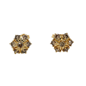 Preowned 9ct Yellow Gold & Champagne Diamond Cluster Stud Earrings with the weight 2.20 grams. There is approximately 20pt of Diamond content at approximate clarity i1 