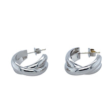 Load image into Gallery viewer, Preowned 9ct White Gold Twist Stud Earrings with the weight 3.10 grams
