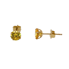 Load image into Gallery viewer, New 9ct Gold November Birthstone Stud Earrings
