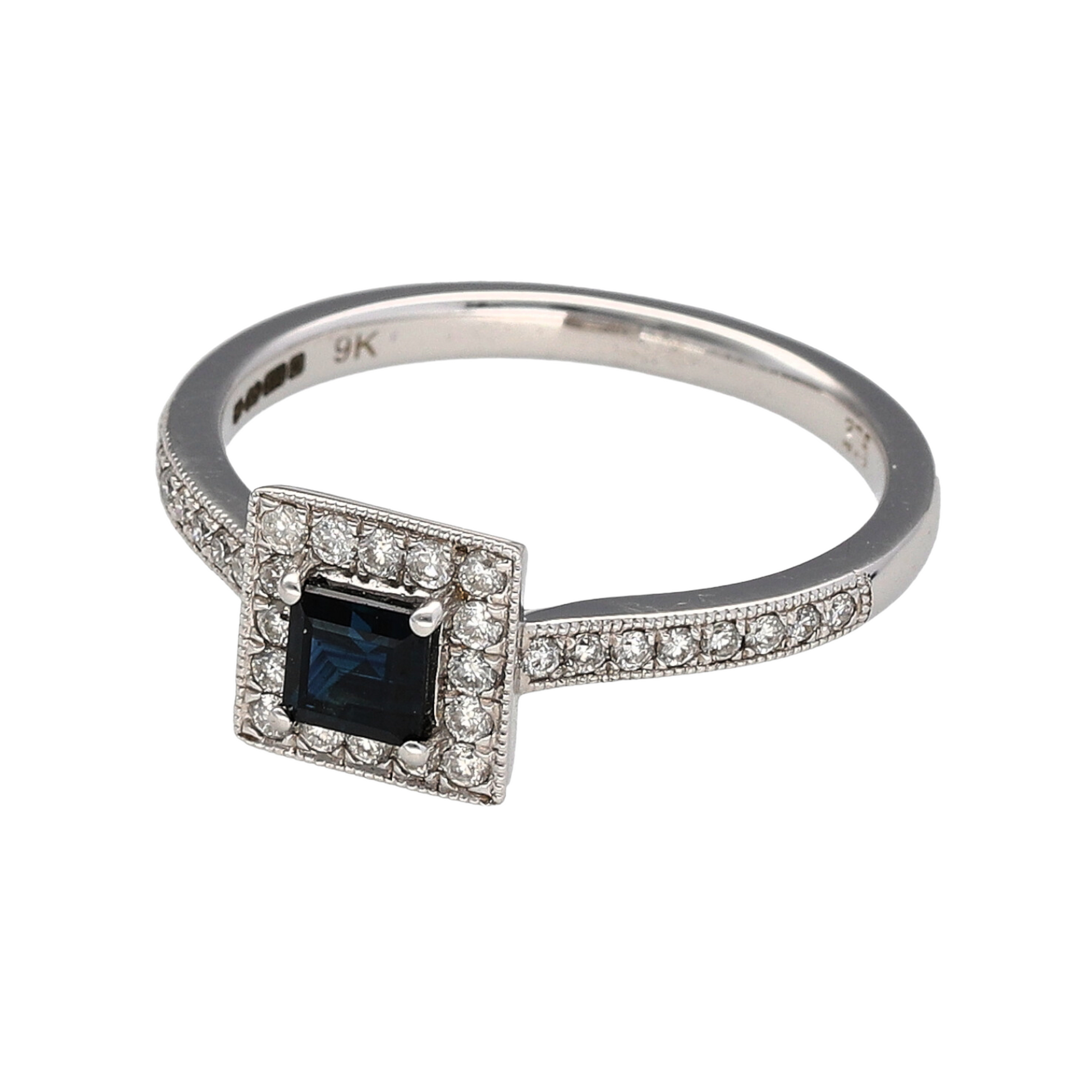 New 9ct White Gold Diamond & Sapphire Ring in size N with the weight 2.70 grams